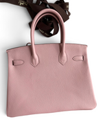 SWORD LUXURY marka pembe Epsom deri Hermès Birkin 30 çanta, kutu içerisinde şık ve zarif tasarımıyla.
