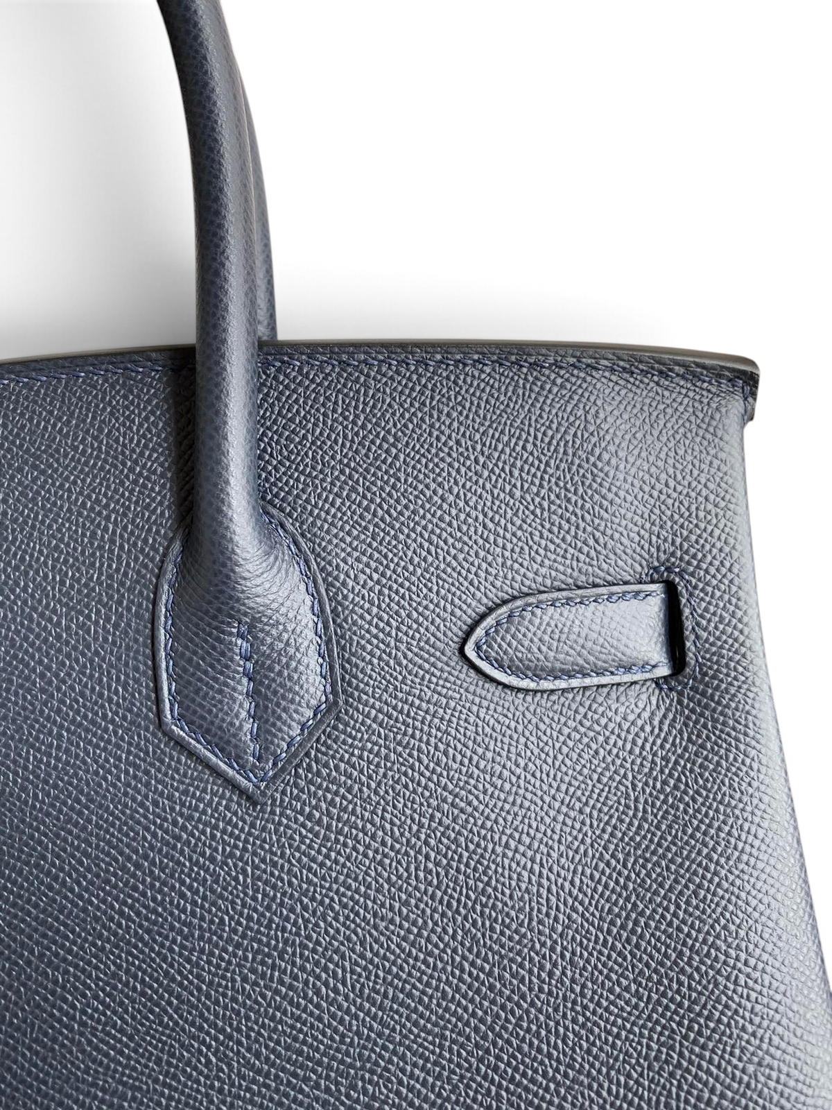 SWORD LUXURY lacivert Epsom deri Birkin 30 çanta, detaylı el işçiliği ve dokulu yüzeyi ile.
