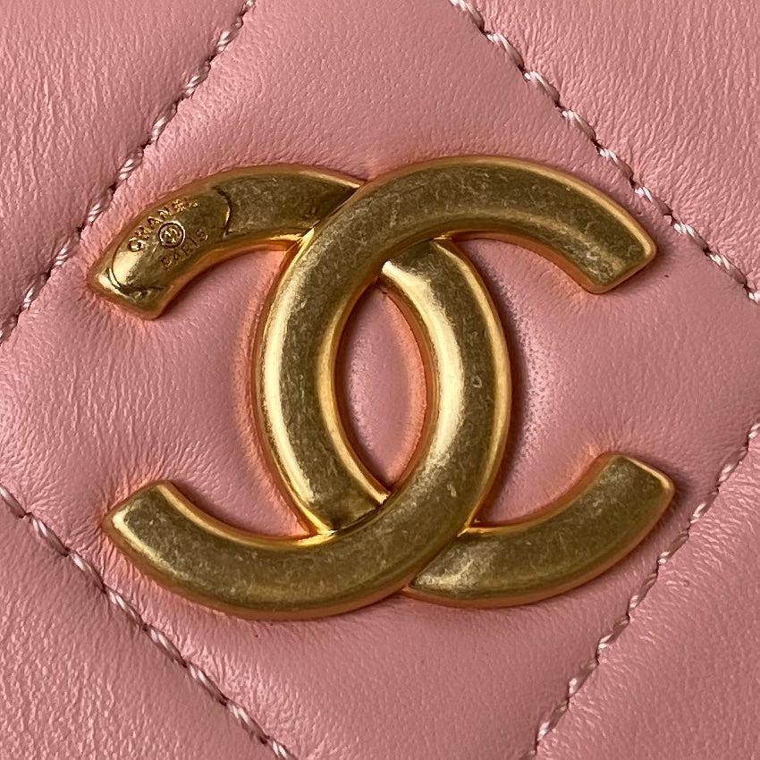 Quilted Lambskin Shoulder Bag with Gold Chain