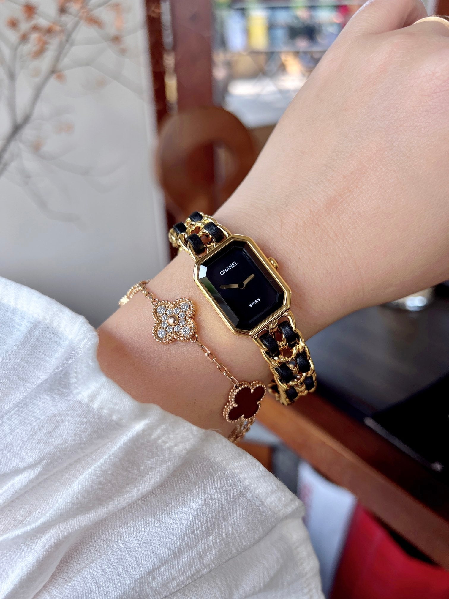Première Chain-Link Watch