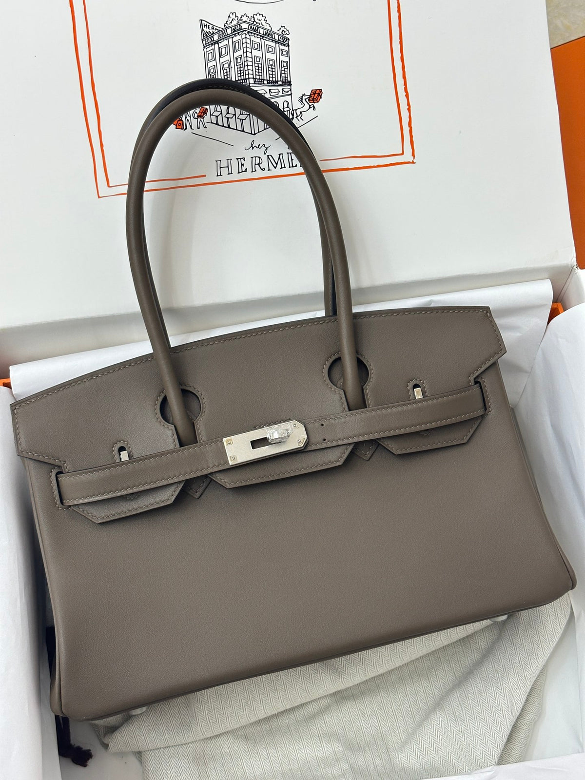Swift Leather Shoulder Bag 29cm