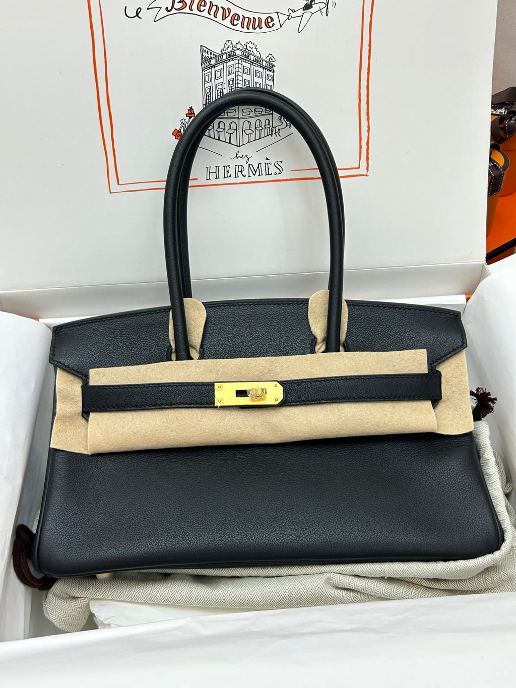 Swift Leather Shoulder Bag 29cm - Product View 1