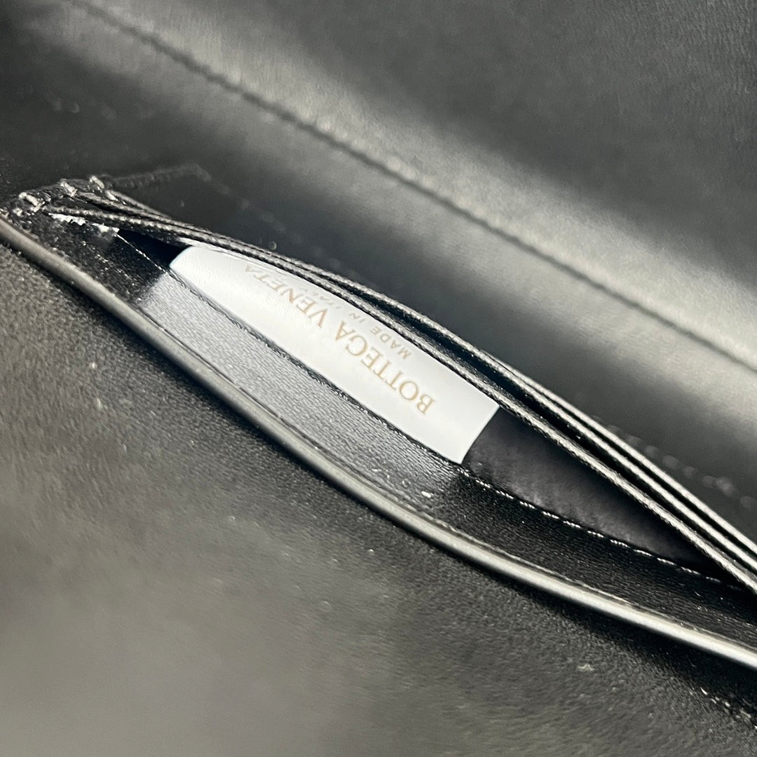 Crocodile-Embossed Long Clutch Bag - View 9