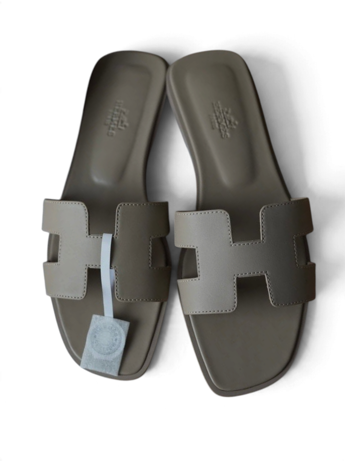 Oasis Calfskin Heeled Sandals - Grey Beige - View 1