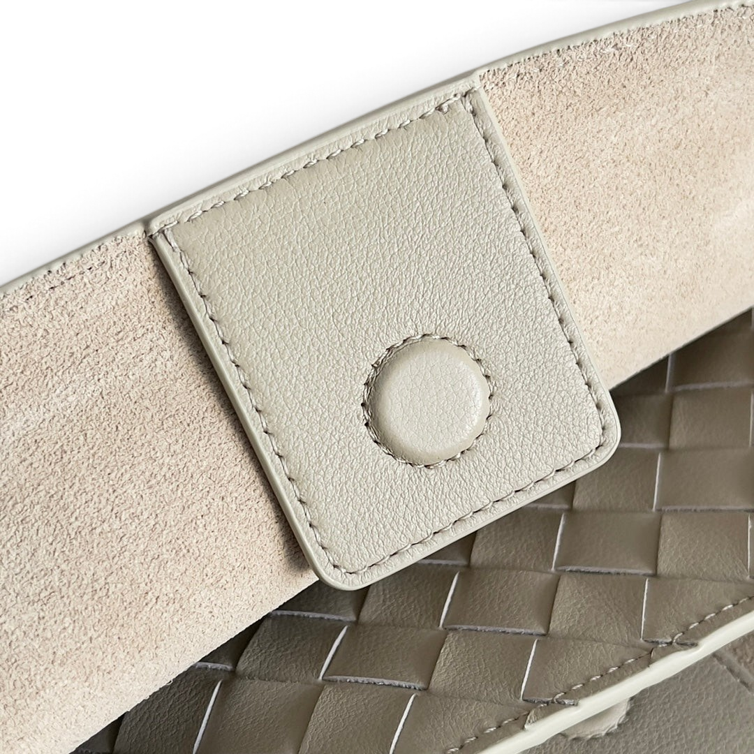 Smooth Leather Knot Tote Bag 32cm - View 5