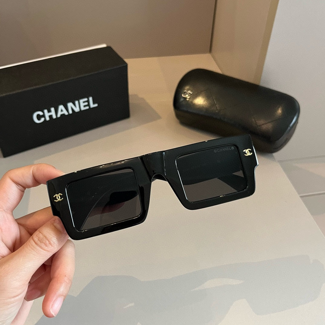 Oversized Square Acetate Sunglasses - Black - View 7