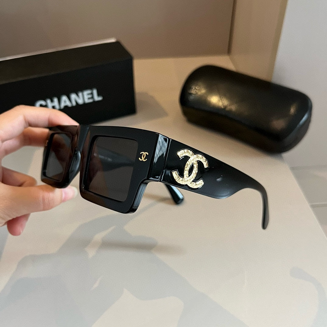 Oversized Square Acetate Sunglasses - Black - View 4