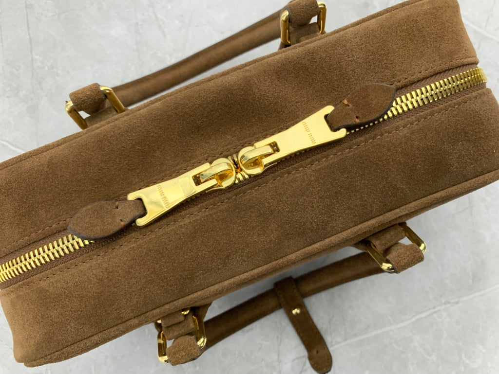 Matelassé Bowling Bag - View 7