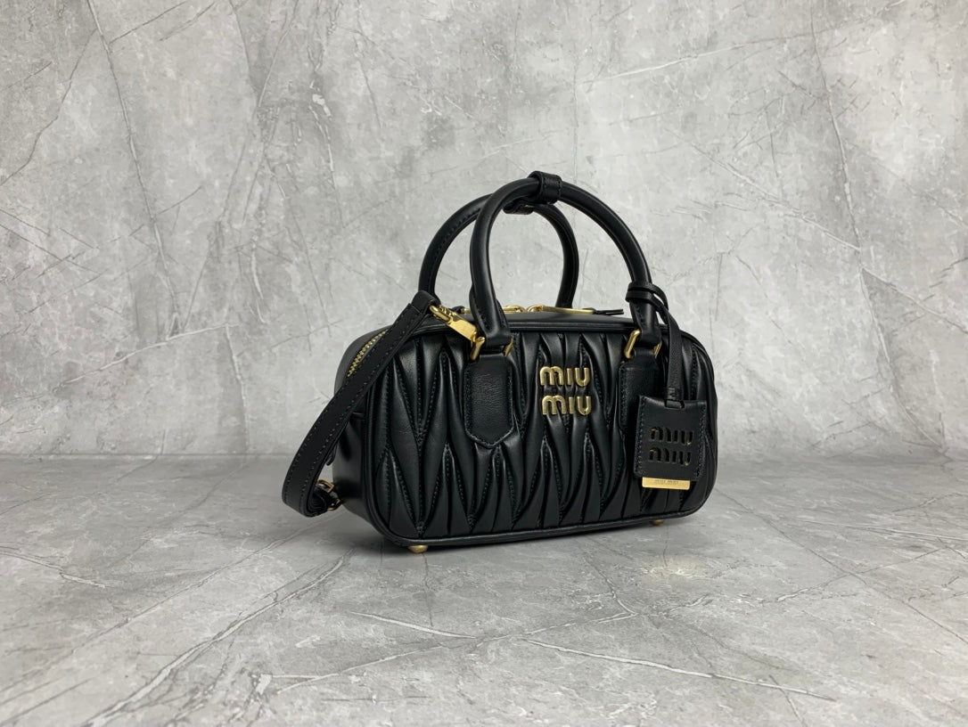 Matelassé Bowling Bag - View 2