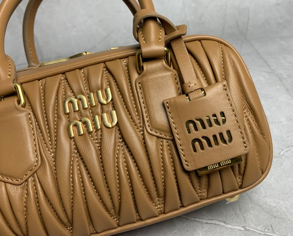 Matelassé Bowling Bag - View 7