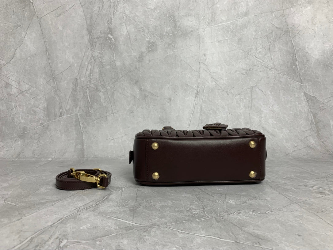 Matelassé Bowling Bag - View 4