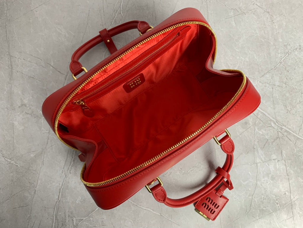 Matelassé Bowling Bag - View 9