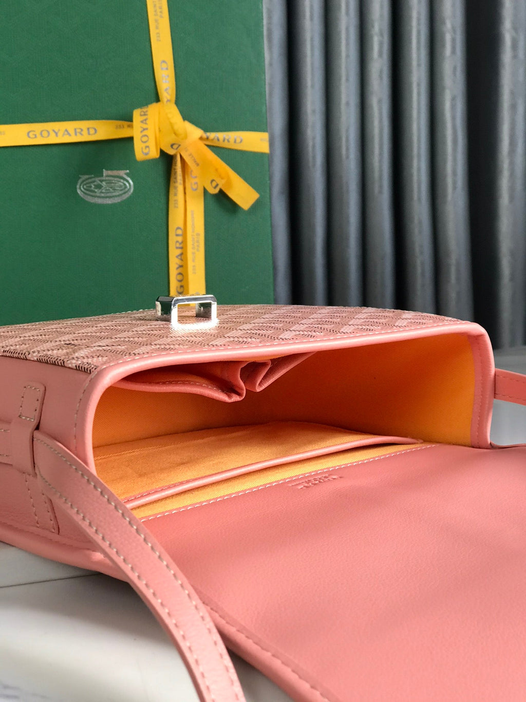 Belvédère II Messenger Bag
