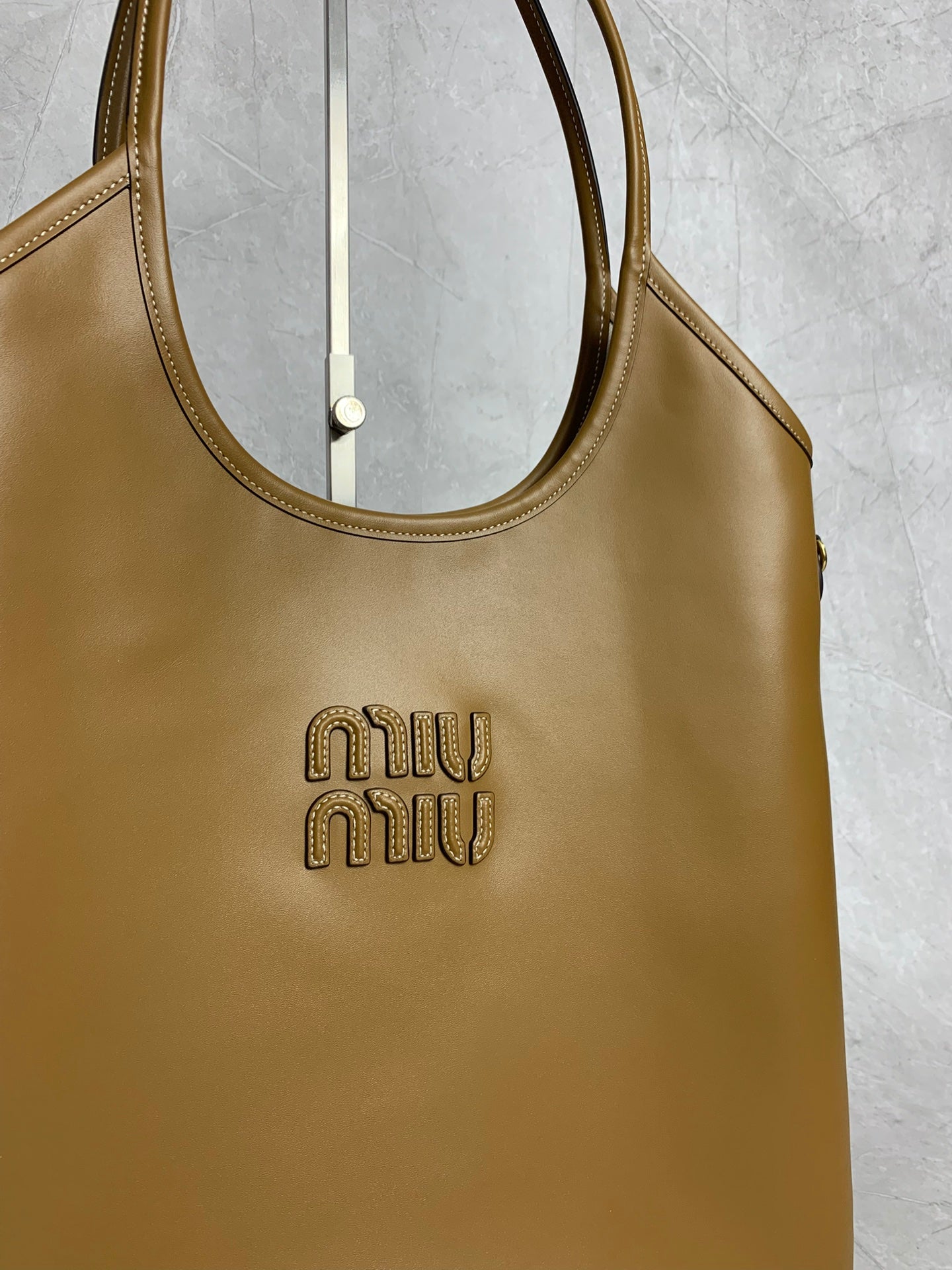 Structured Tote Bag - View 4