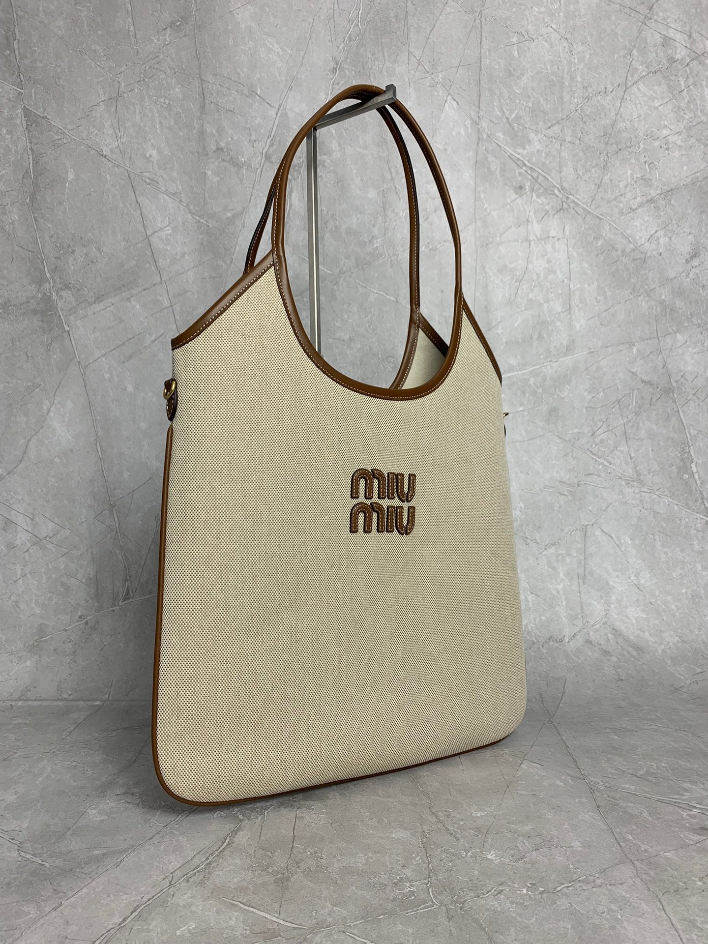 Structured Tote Bag - View 3