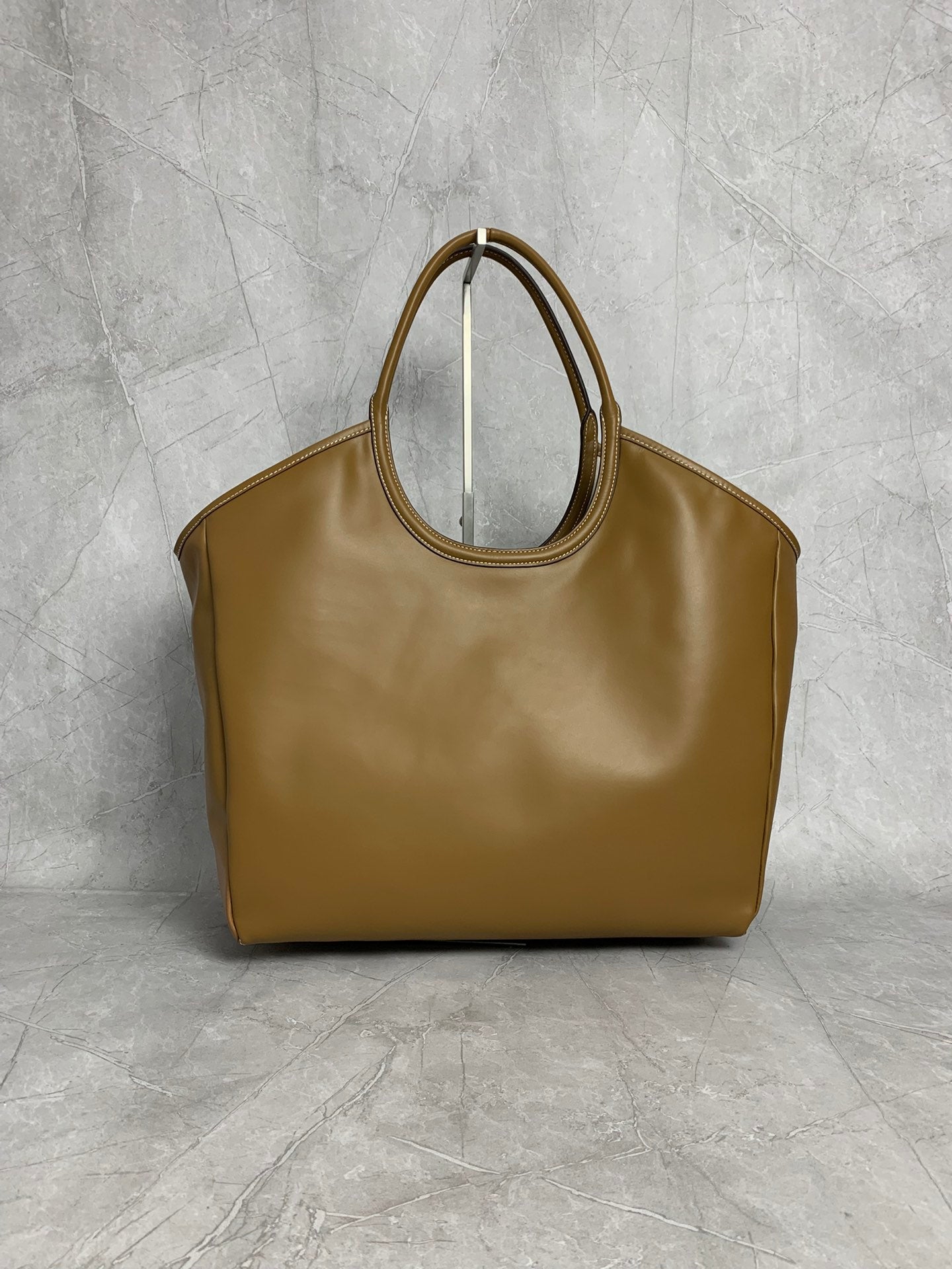 Vintage Large Tote Bag - View 2