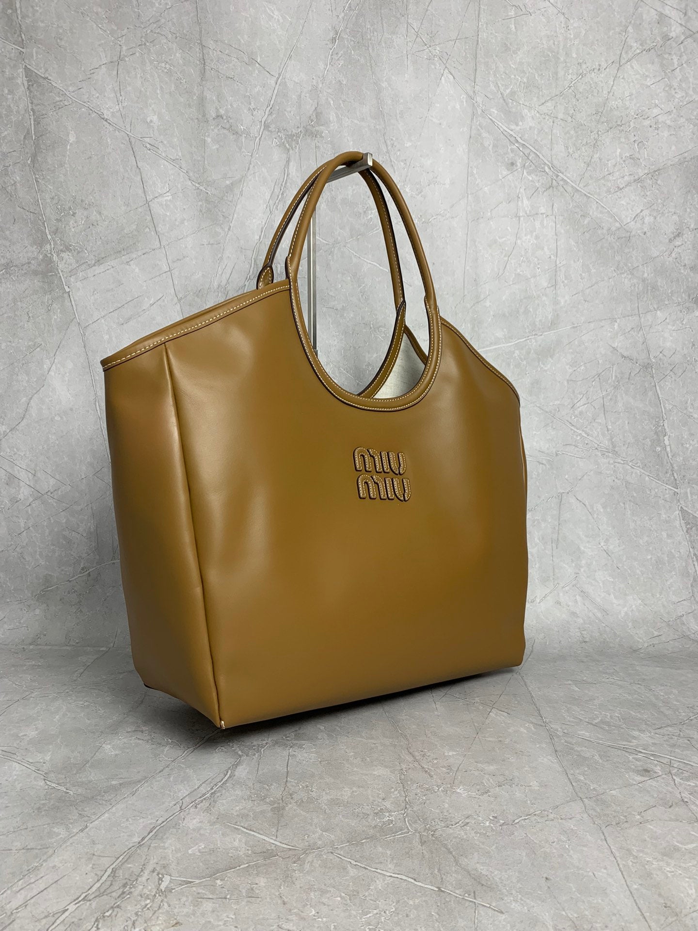 Vintage Large Tote Bag - View 3