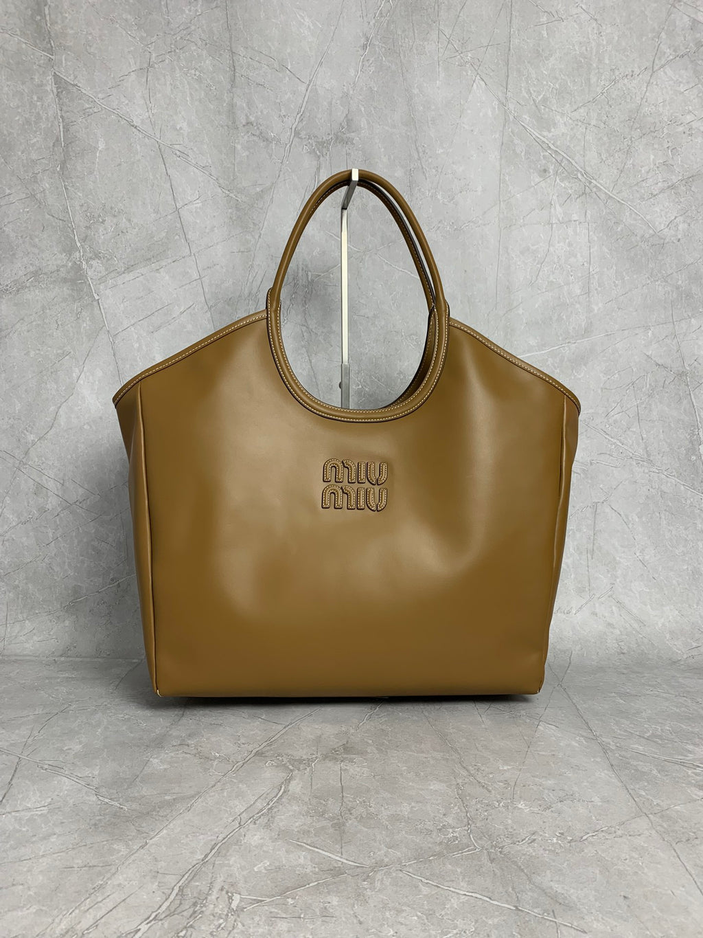 Vintage Large Tote Bag - View 1