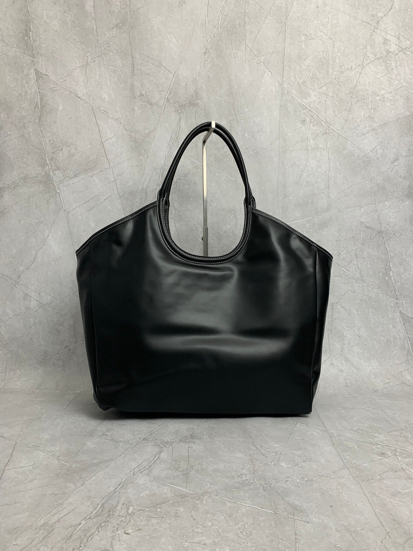 Vintage Large Tote Bag - View 2