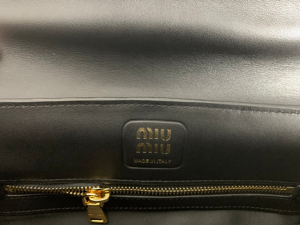 Structured Shoulder Bag - View 9
