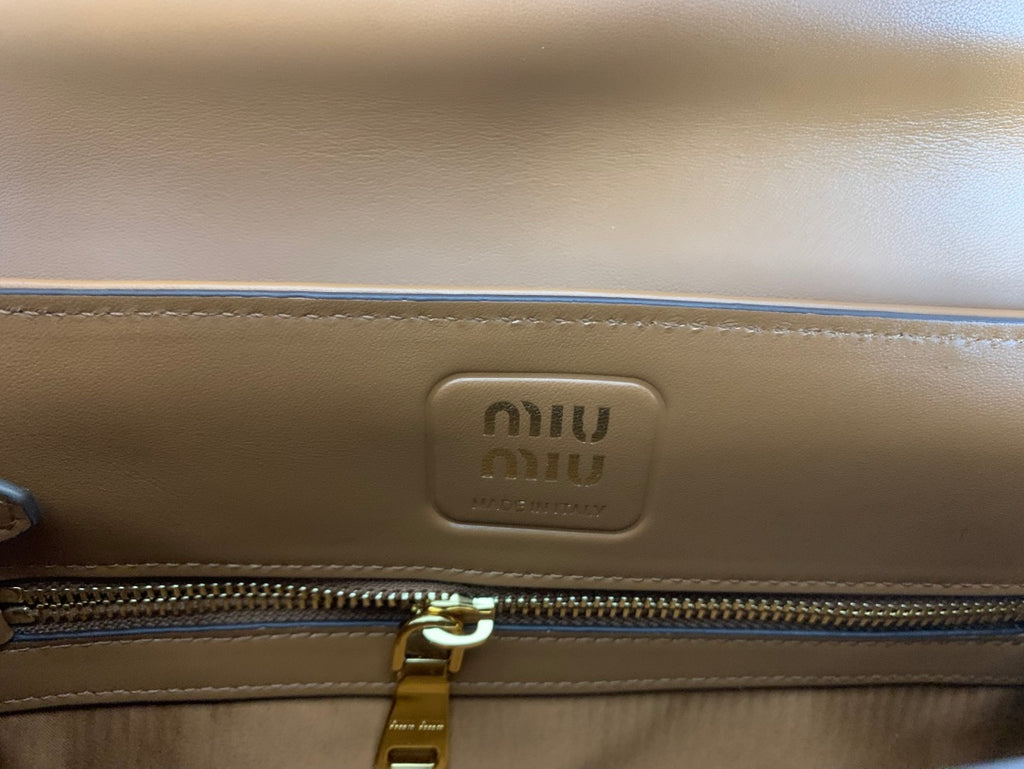 Structured Shoulder Bag - View 9