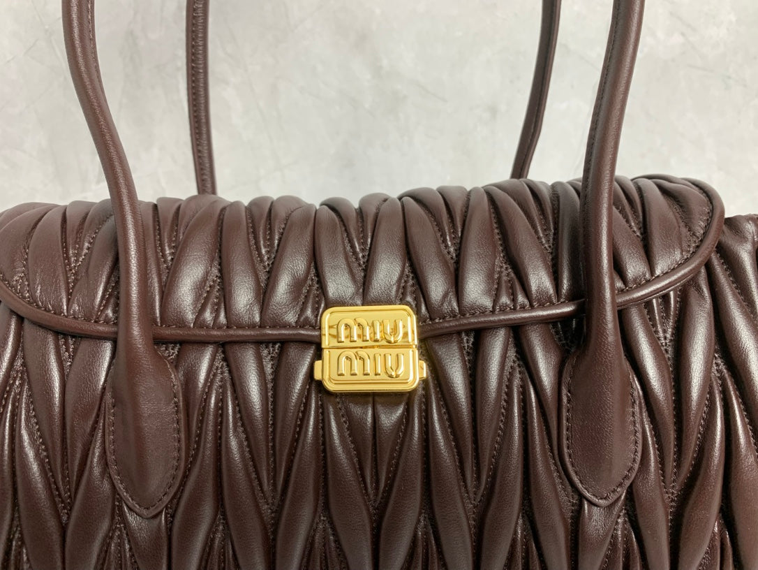 Structured Shoulder Bag - View 4