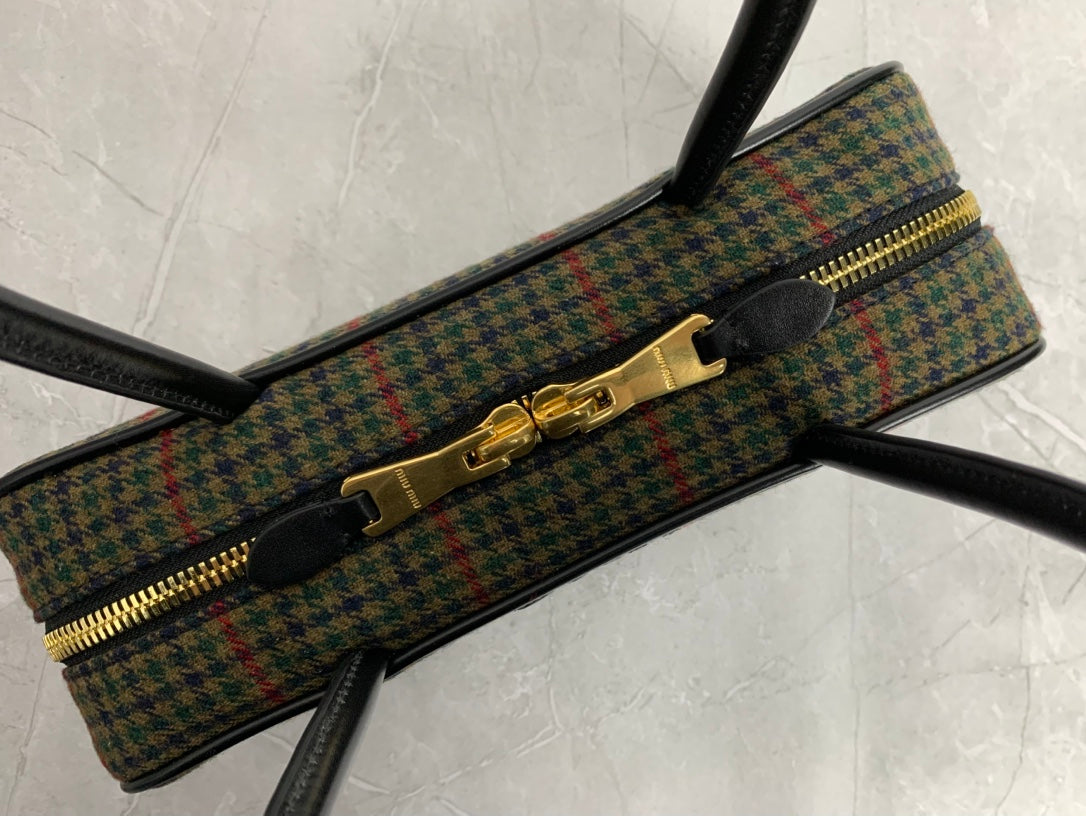 Structured Bowling Bag - View 7