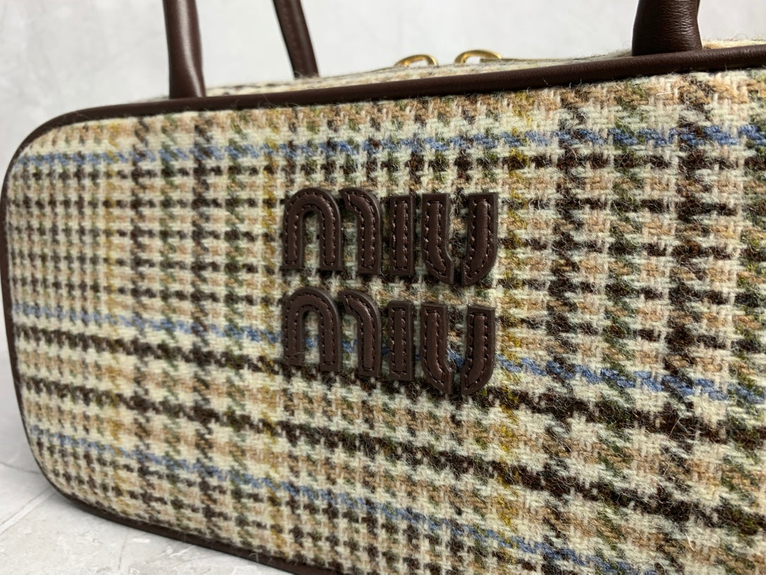 Structured Bowling Bag - View 6