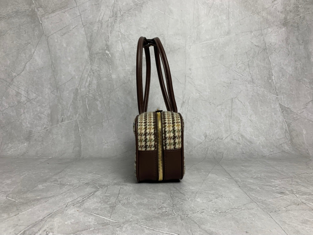 Structured Bowling Bag - View 4