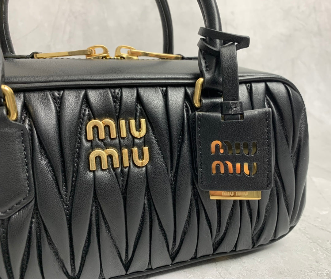 Matelassé Bowling Bag - View 7