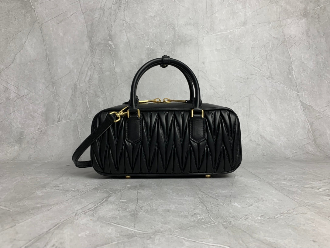 Matelassé Bowling Bag - View 3