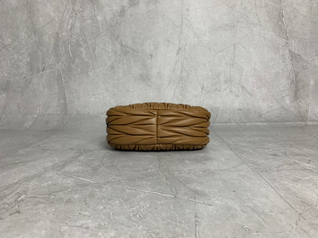 Wander Mini Shoulder Bag - View 4