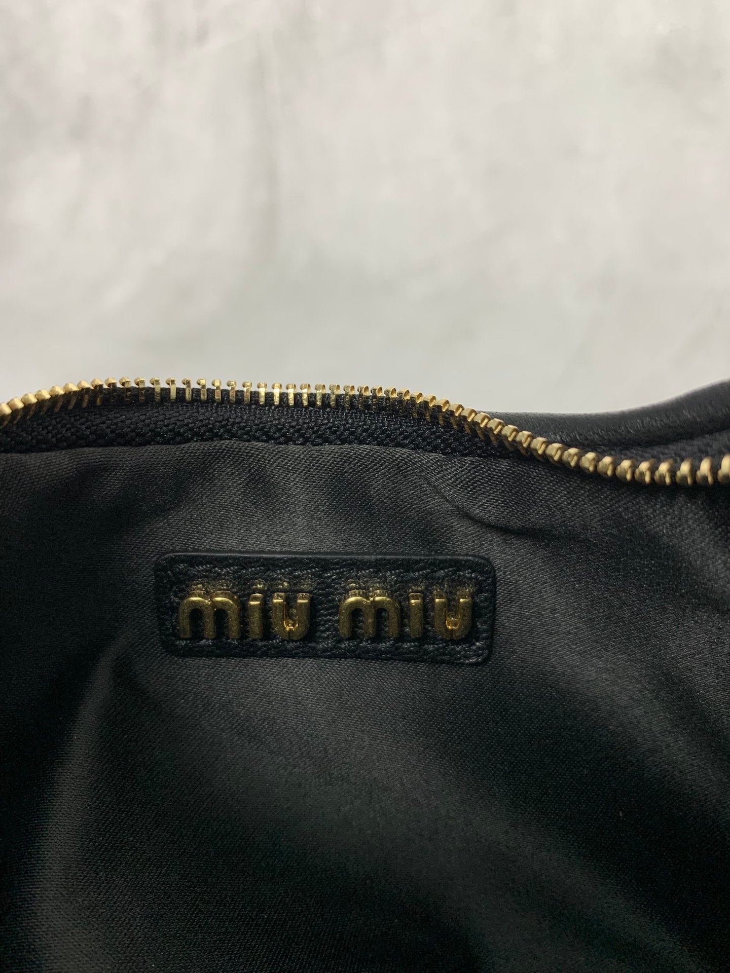 Wander Mini Shoulder Bag - View 9