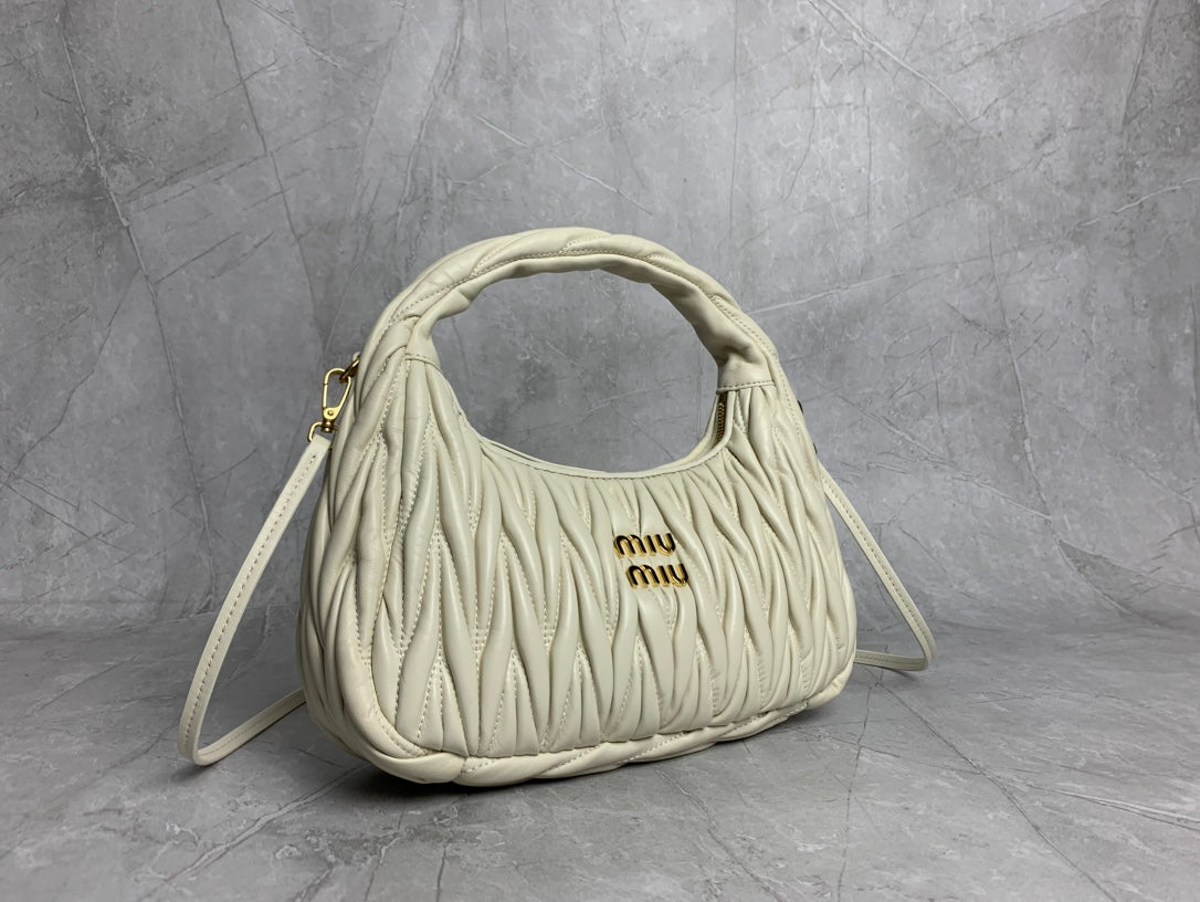 Wander Shoulder Bag - View 3