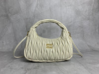 Wander Shoulder Bag