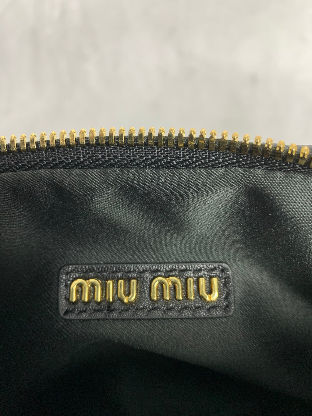 Wander Shoulder Bag - View 9