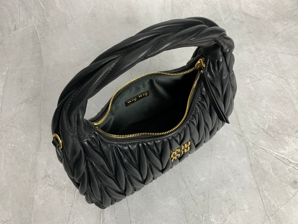 Wander Shoulder Bag - View 8