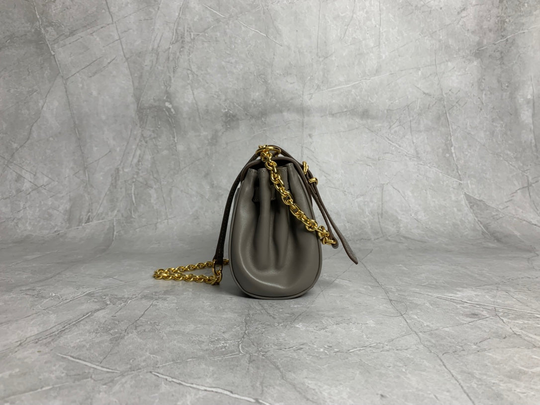 Structured Shoulder Bag - View 4