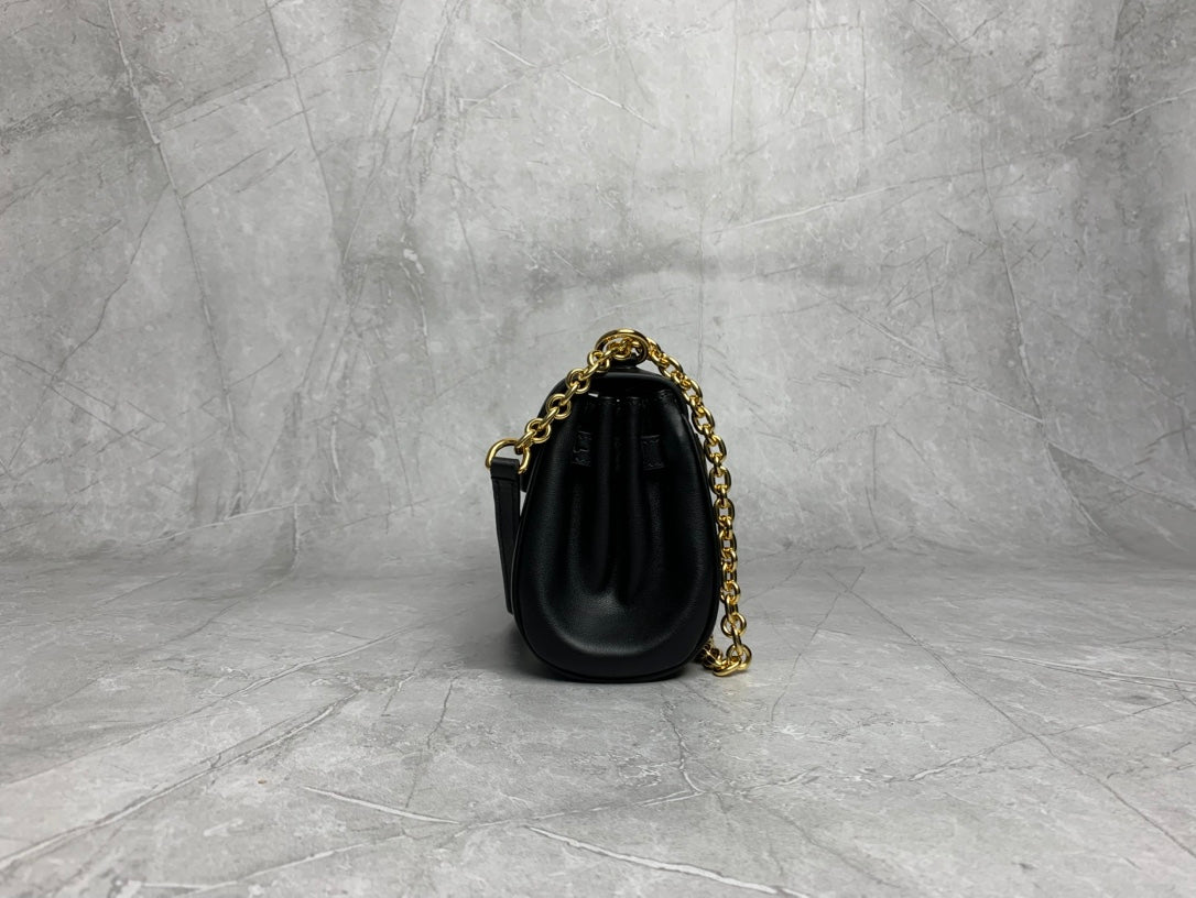Structured Shoulder Bag - View 4