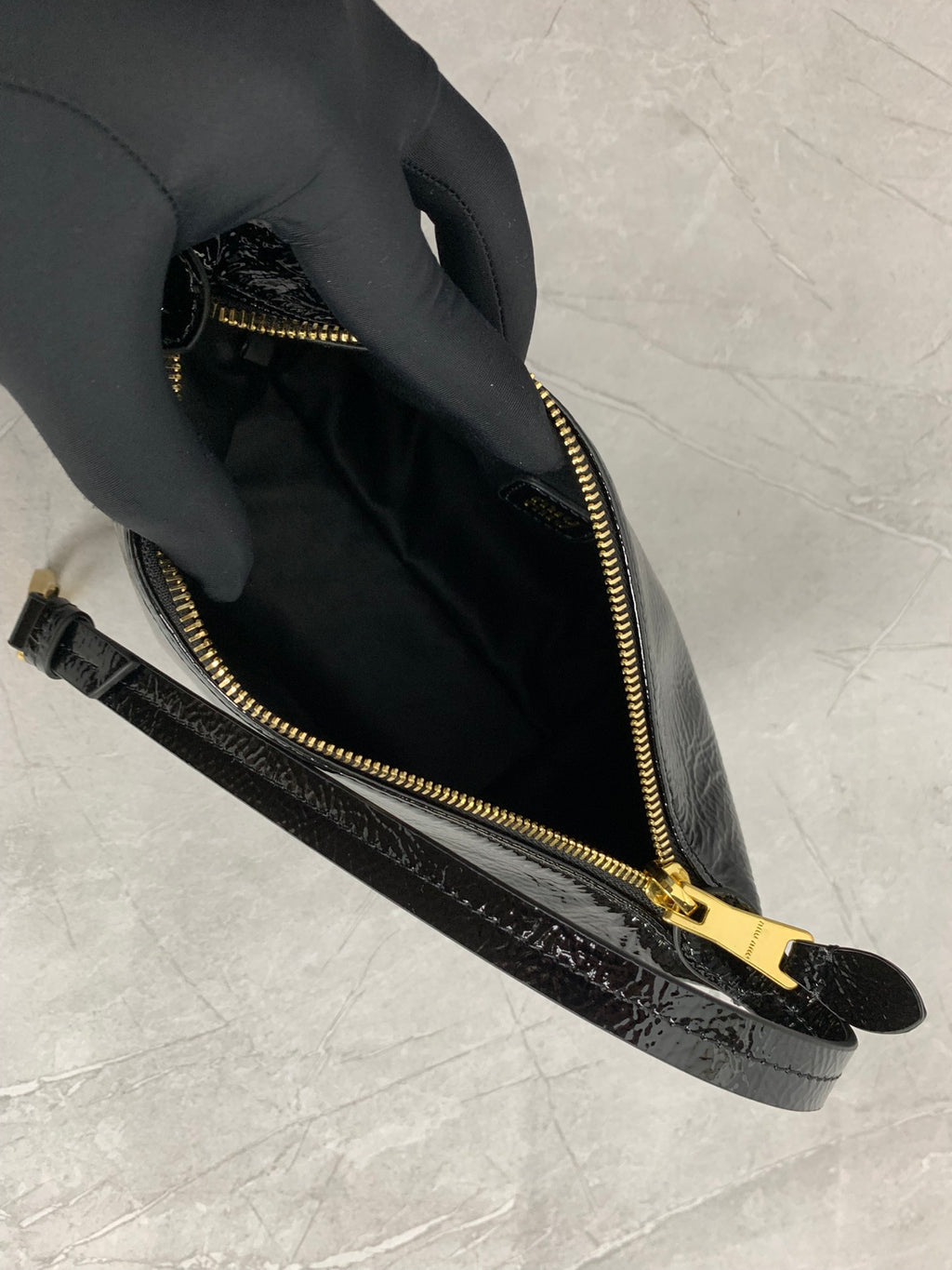 Structured Vanity Bag - View 8