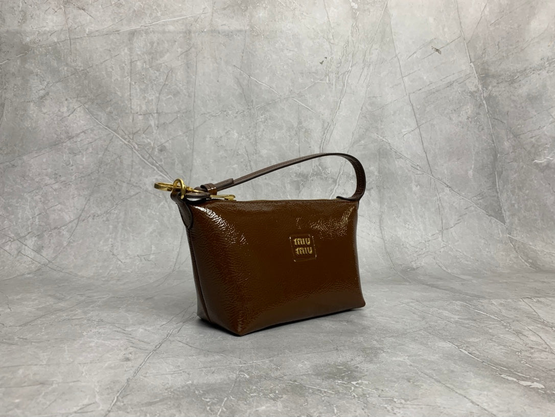 Structured Vanity Bag - View 3