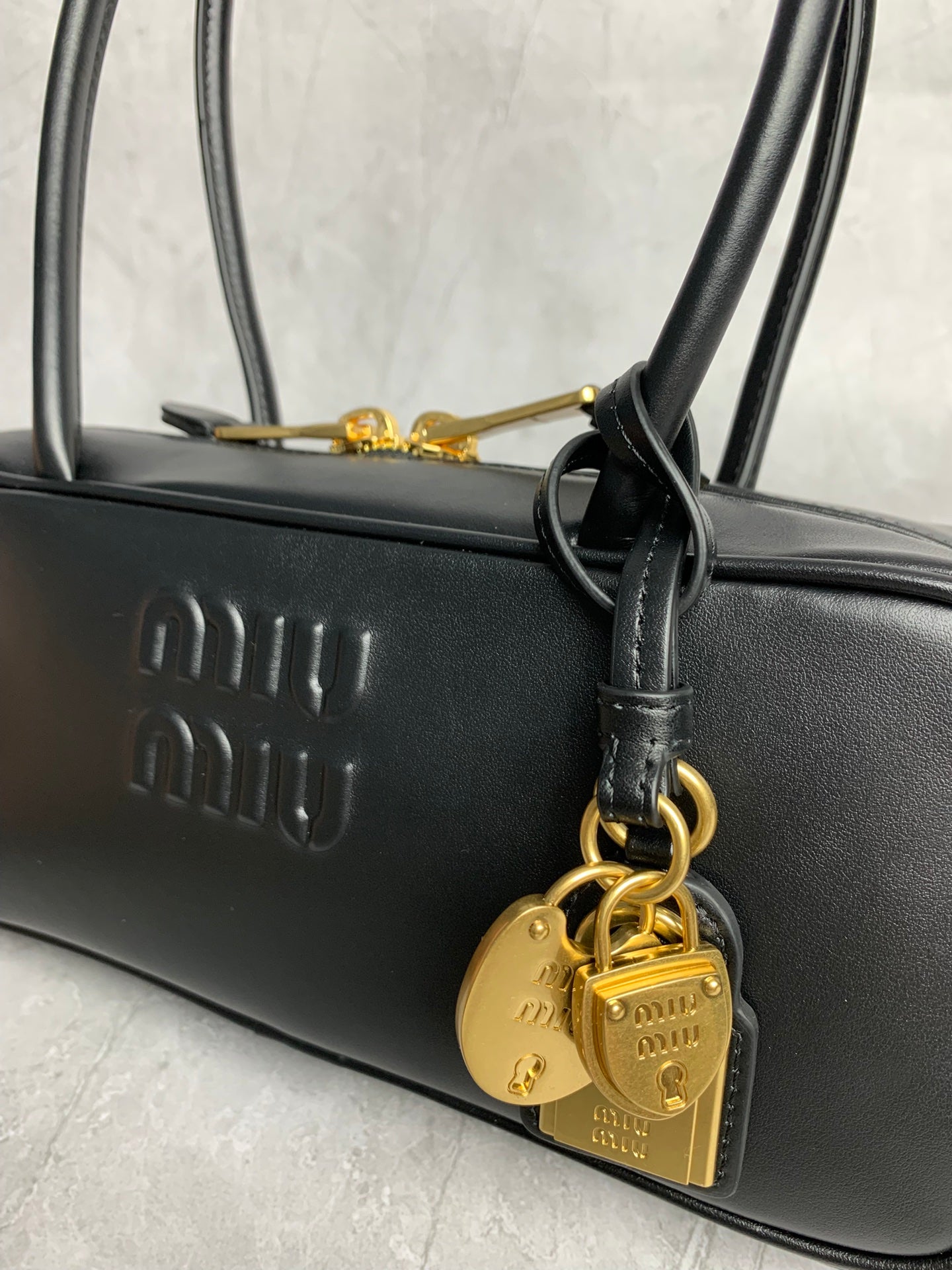 Beau Shoulder Bag - View 7