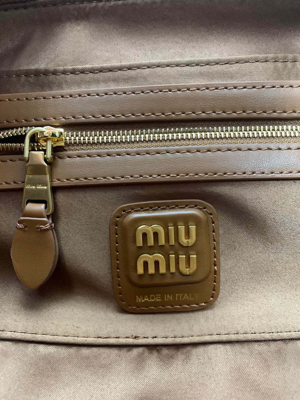 Beau Shoulder Bag - View 9