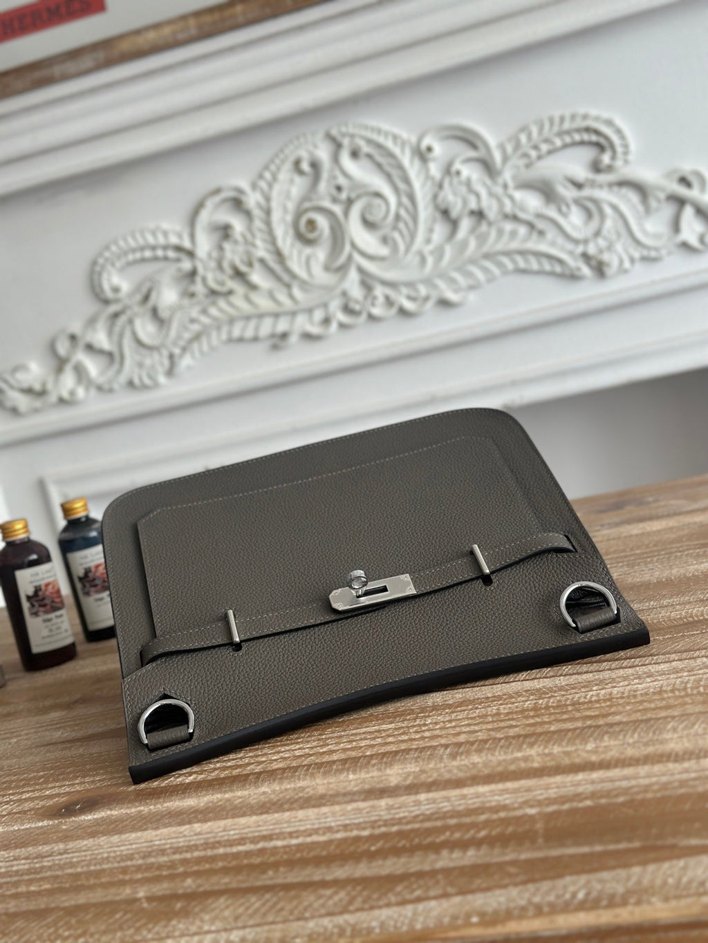 Jypsiere 28cm – Togo Leather | Pewter Grey | Silver Hardware