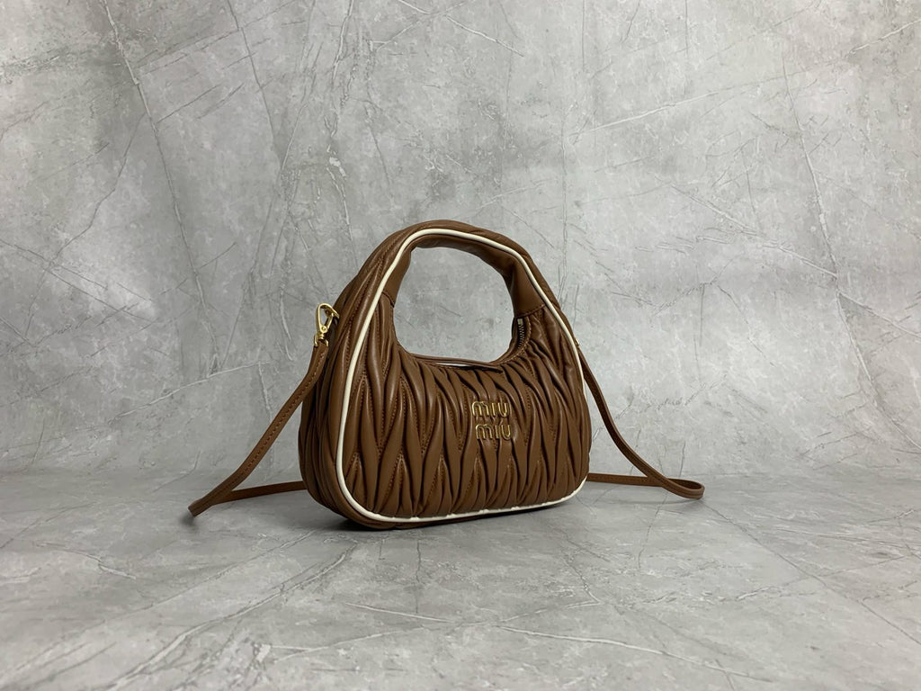 Wander Shoulder Bag - View 3