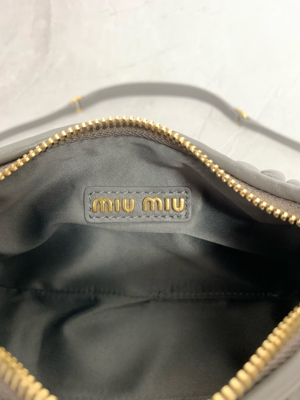 Wander Shoulder Bag - View 9
