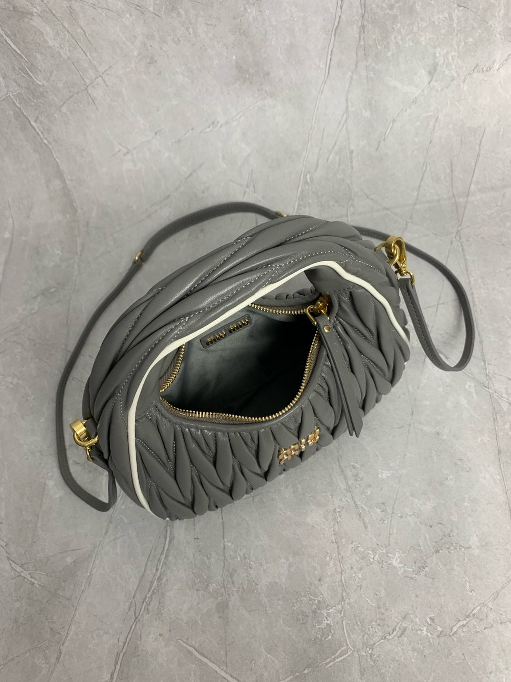 Wander Shoulder Bag - View 8
