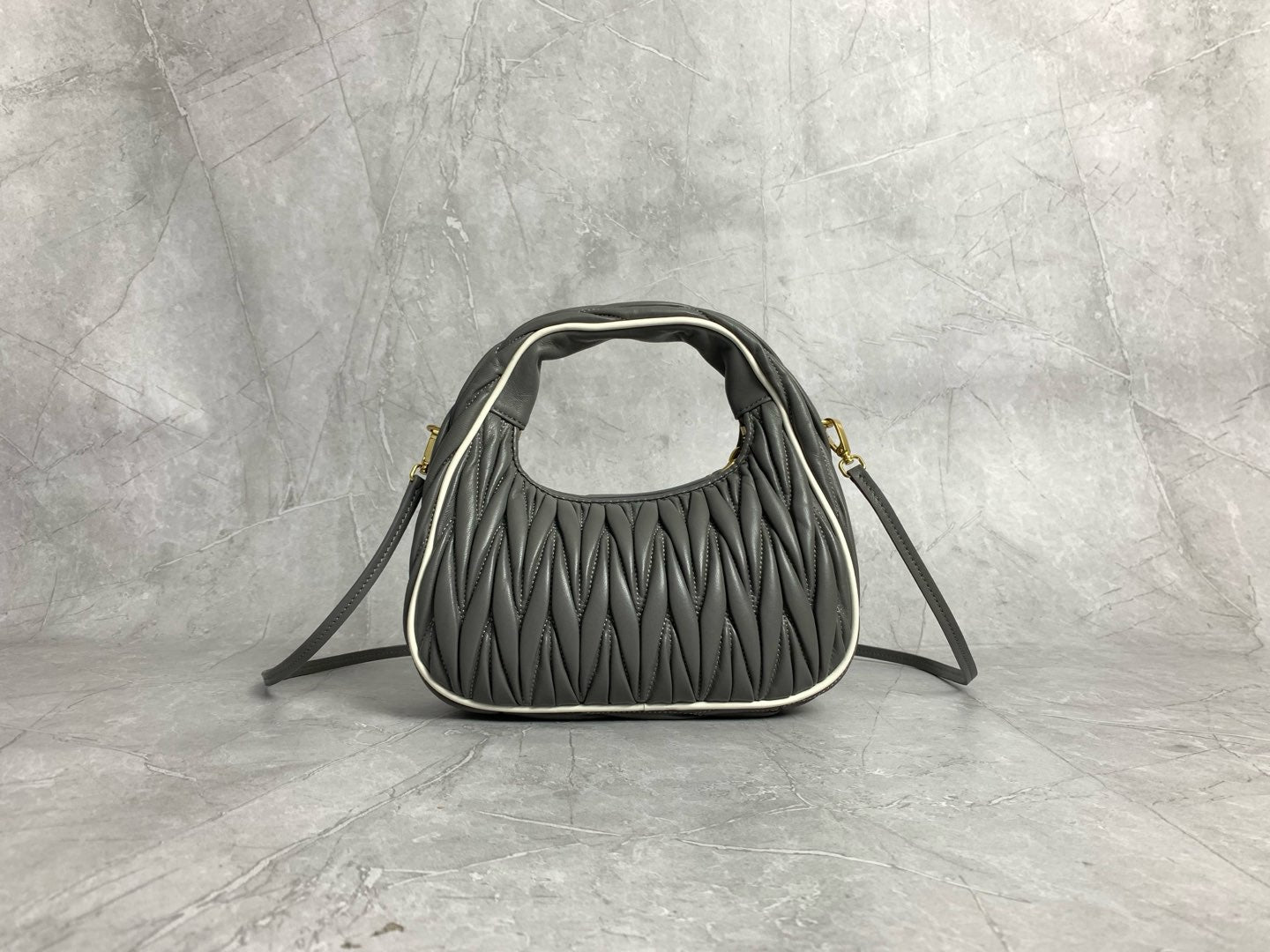 Wander Shoulder Bag - View 2