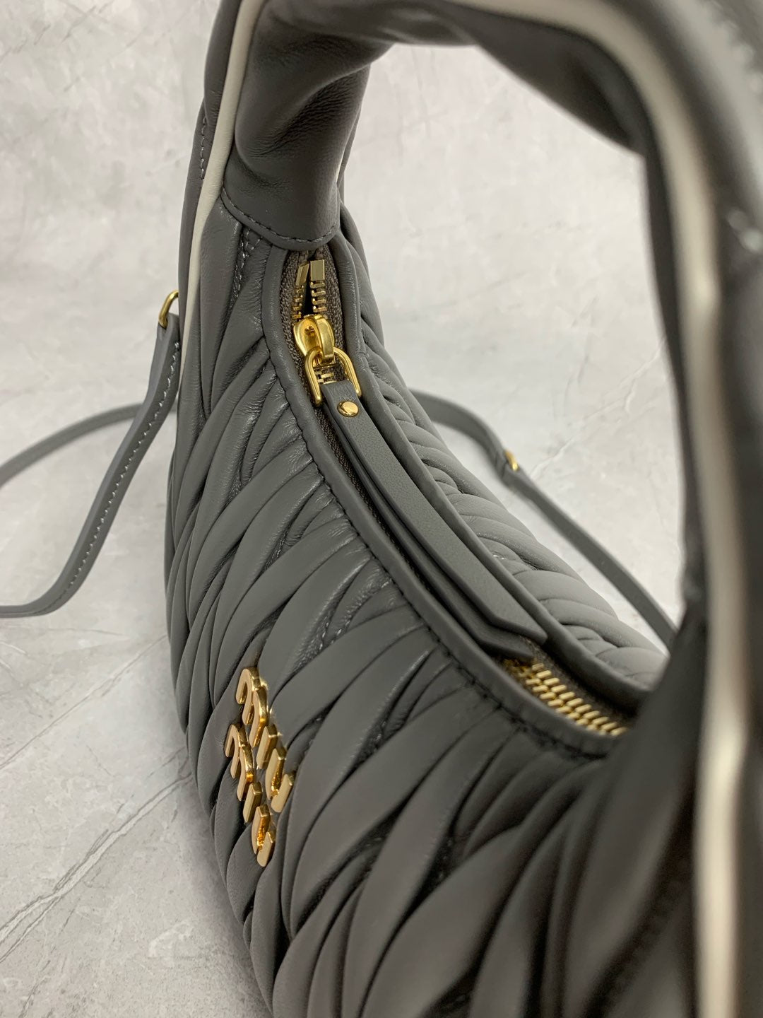 Wander Shoulder Bag - View 7