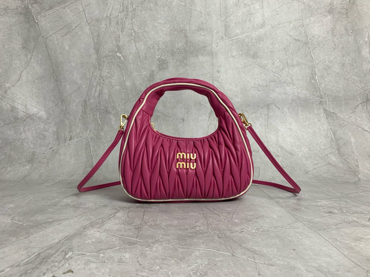Wander Shoulder Bag - View 1